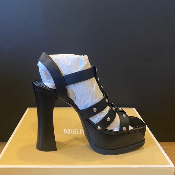 Michael Kors Jagger Platform Black Leather Studded Sandals Shoes Pumps Heels NEW - Picture 5 of 7